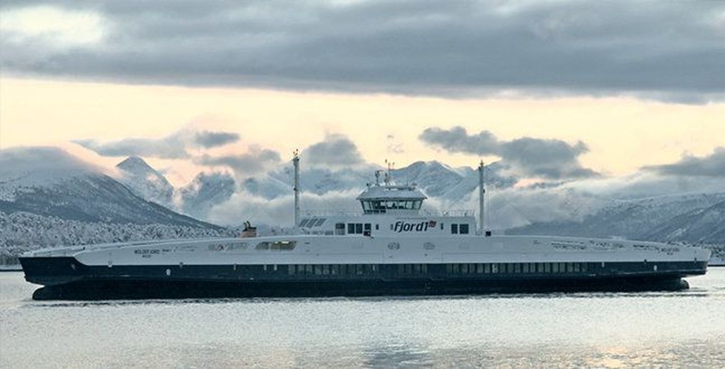 Спроектированный норвежской фирмой LMG Marin пассажирский паром Moldefjord.