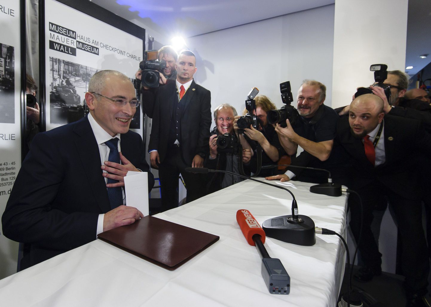 Mihhail Hodorkovski andis täna mitu pressikonverentsi.
