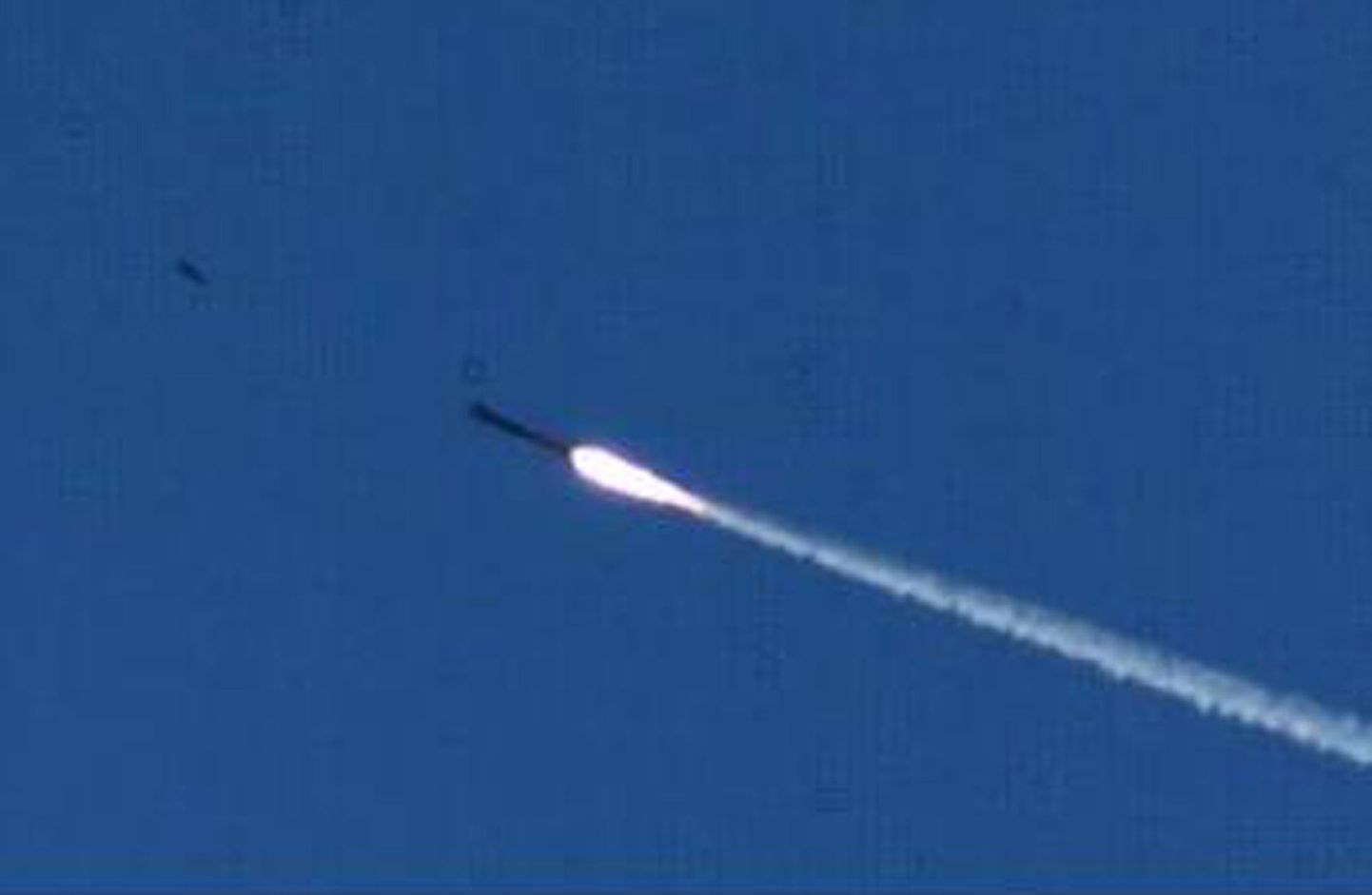 Iisraeli kaitseministeeriumi avalikustatud foto edukast rakettrelva katsestusest.