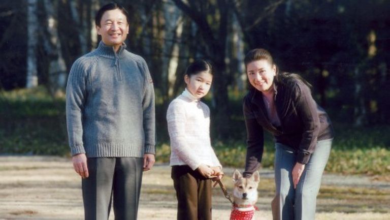 Принцесса Айко с родителями 