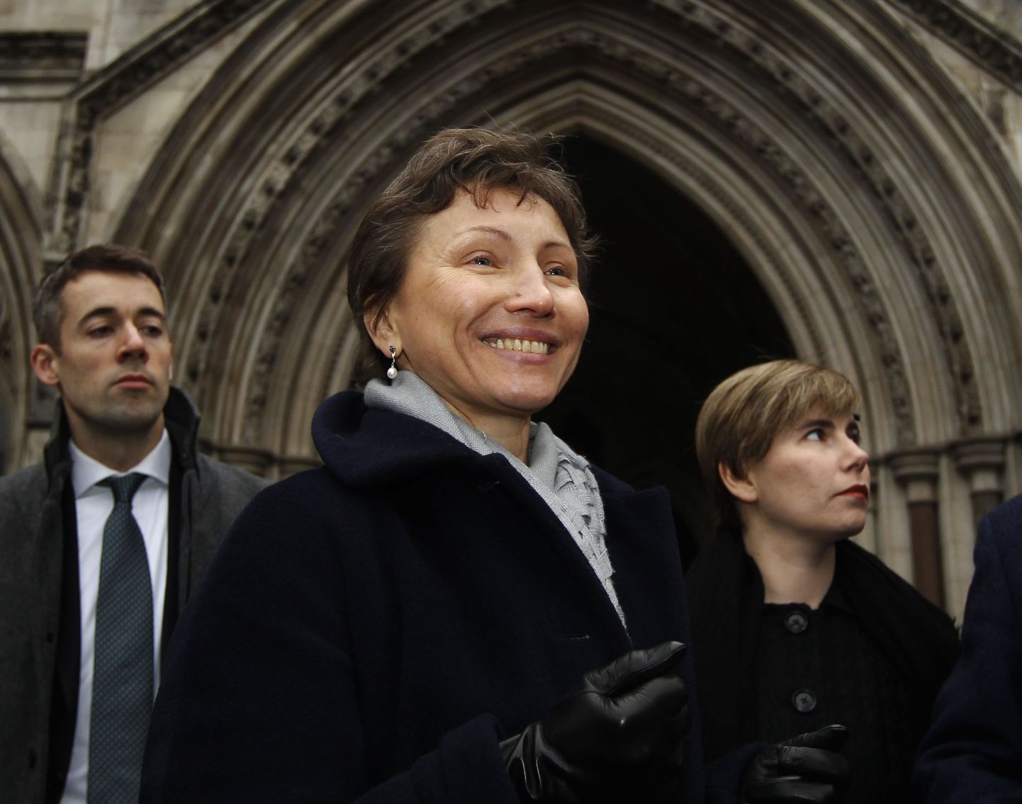 Aleksandr Litvinenko lesk Marina Litvinenko täna Londonis.