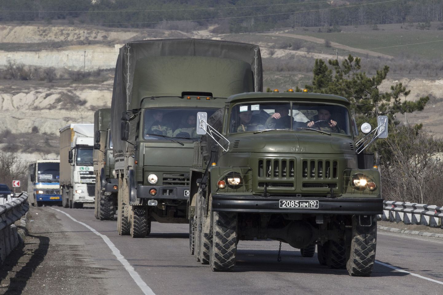 Vene sõjaväekolonn liikus 1. märtsil  Sevastopolist Simferoopoli suunas.
