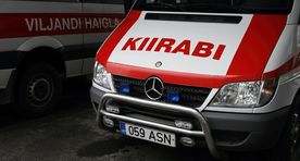 Joobes täiskasvanud tegid lapsi täis autoga avarii