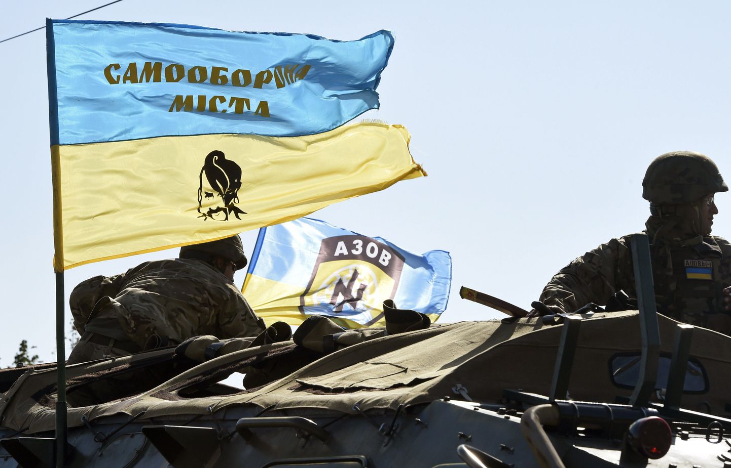 Vabatahtlikest koosneva Azovi pataljoni liikmed Mariupoli juures täna.