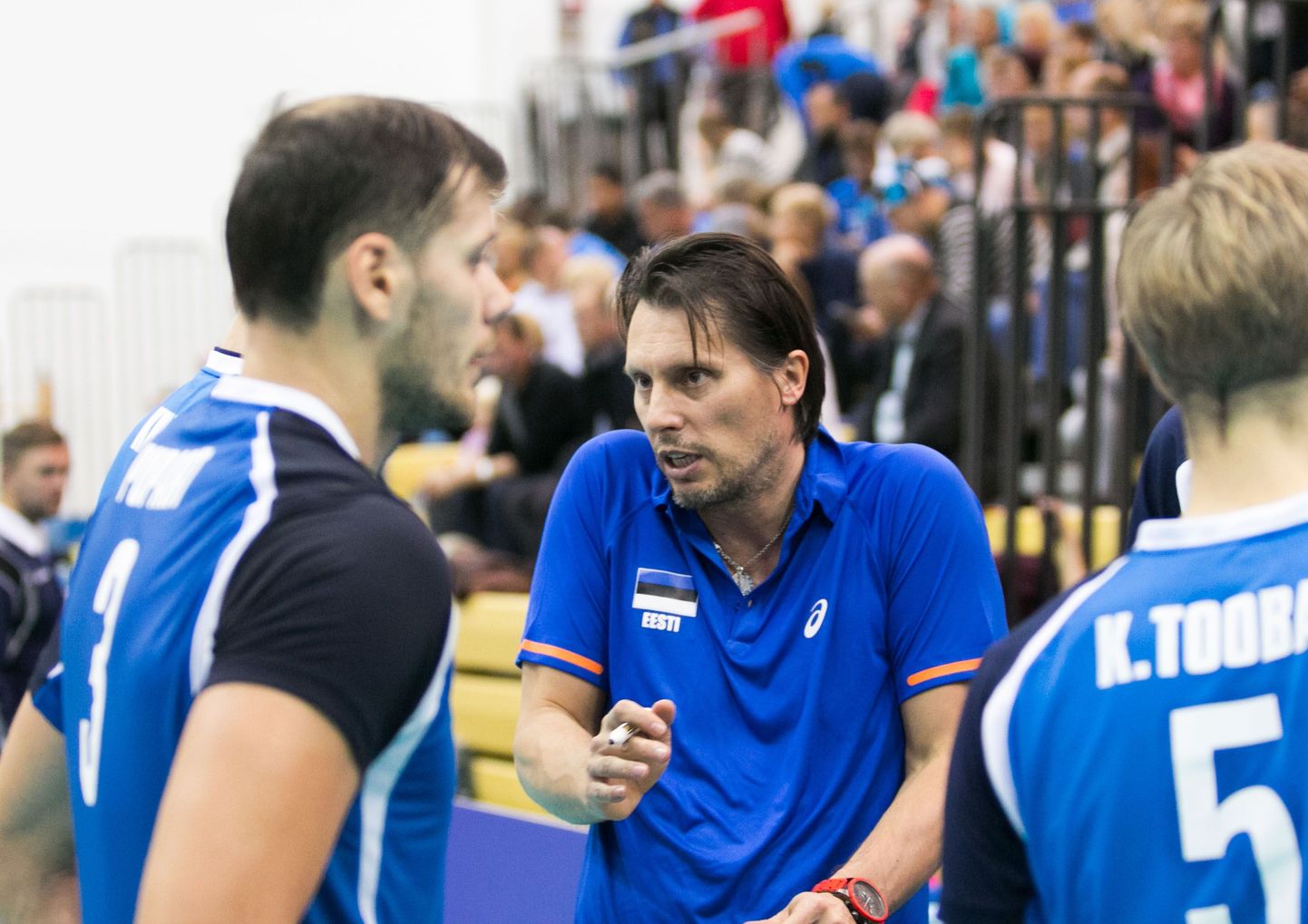 Eesti koondis kaotas esimeses kontrollkohtumises Rakveres spordihallis 1 : 3 Hollandlastele.