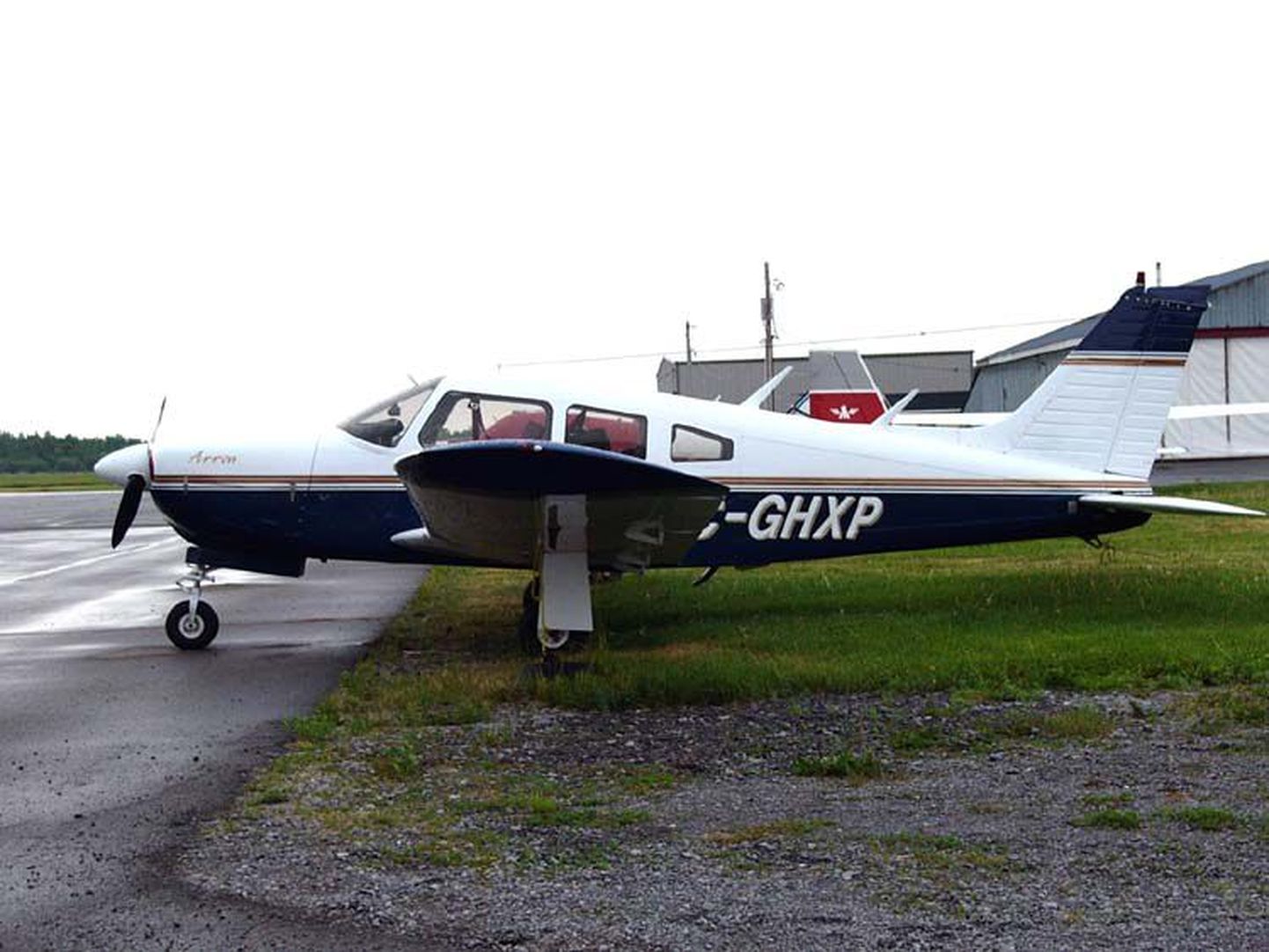 Õnnetusse sattunud väikelennuk oli sarnane Piper Arrow PA-28R-200