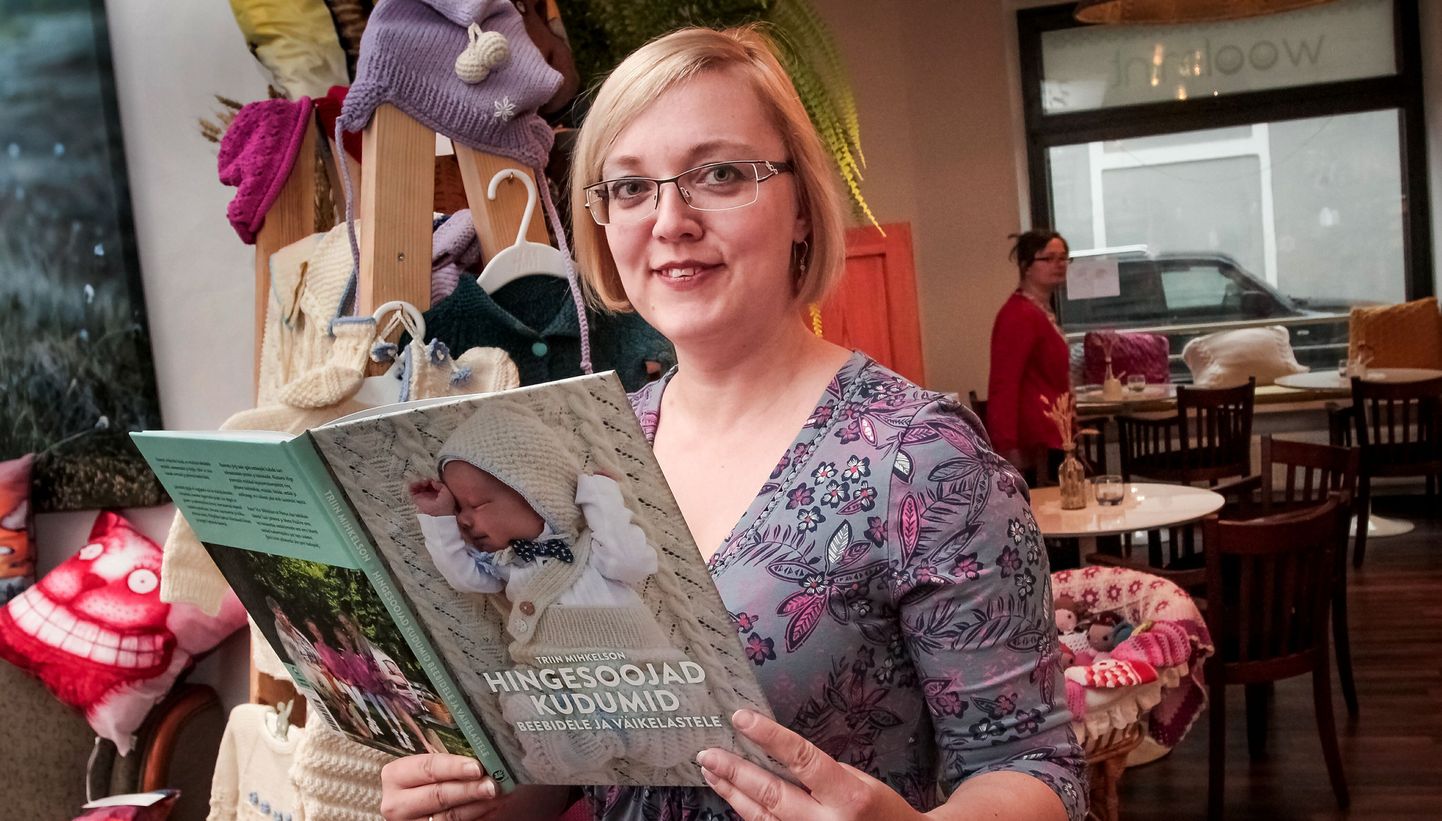Triin Mihkelson esitleb oma raamatut "Hingesoojad kudumid beebidele ja väikelastele".