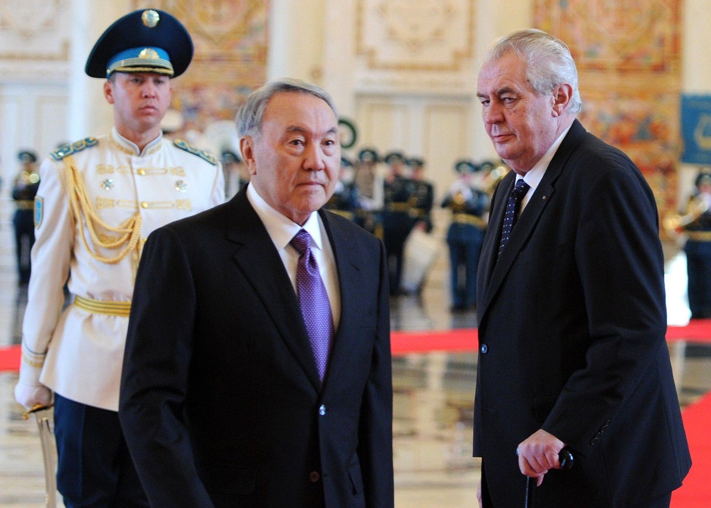 Kasahstani president Nursultan Nazarbajev ja Tšehhi riigipea Miloš Zeman 24. novembril Astanas.