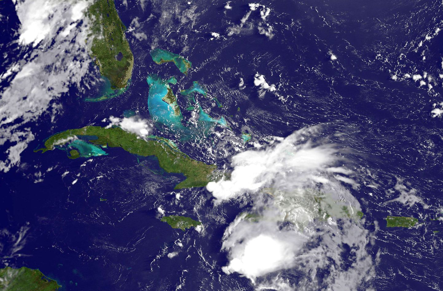 Troopiline torm Matthew kasvas orkaaniks