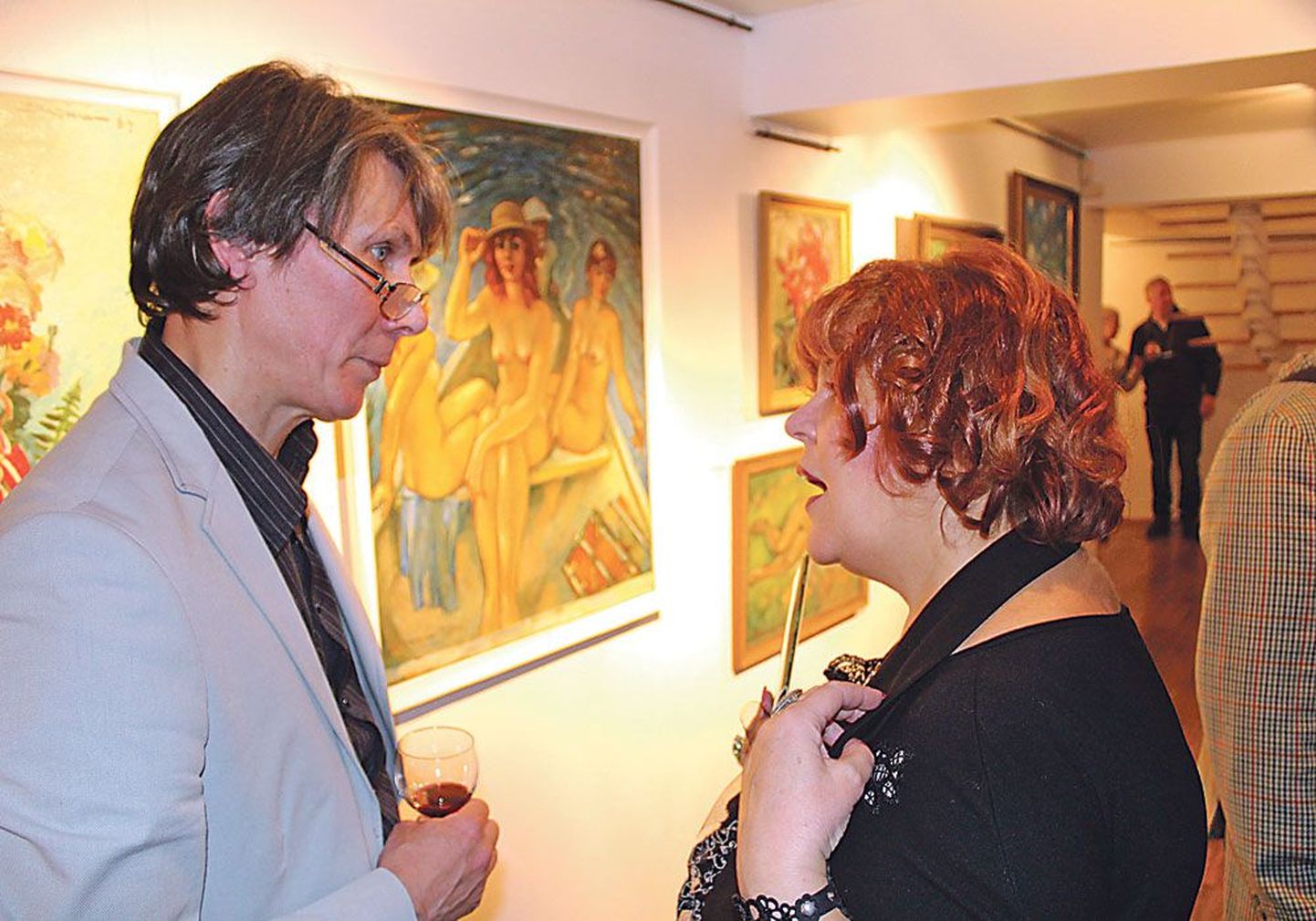 Художник Юрий Хорев и галерист Ольга Любаскина рассуждают  о творчестве Александра Игонина.