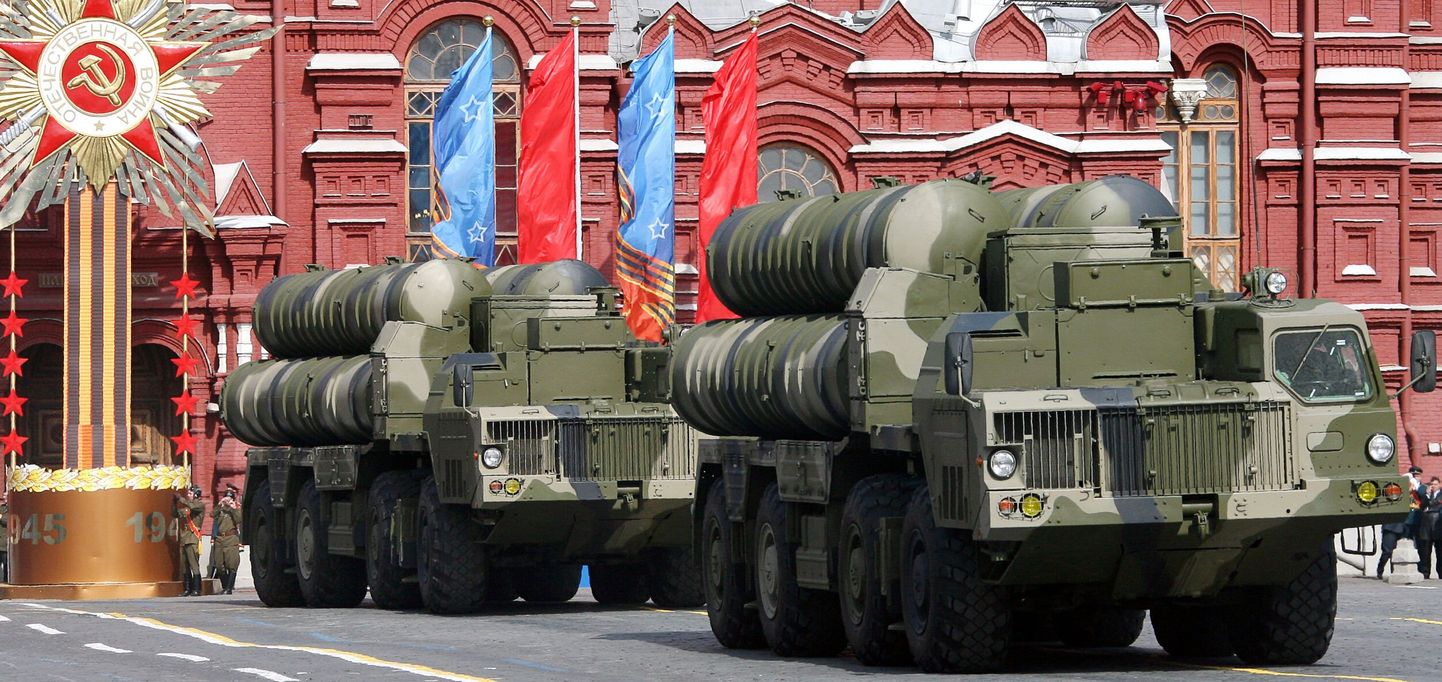 Venemaa raketid võidupäeva paraadil Punasel väljakul.