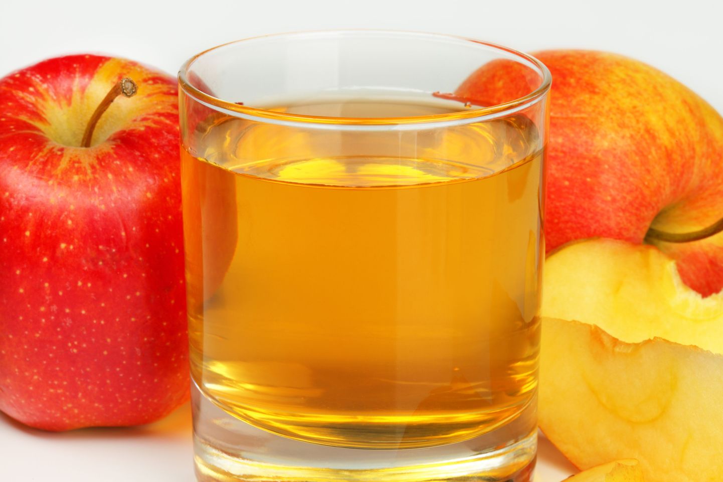 Lisanditeta õunamahl maitseb tunduvalt paremini kui õunamahla ja kohvi segu.