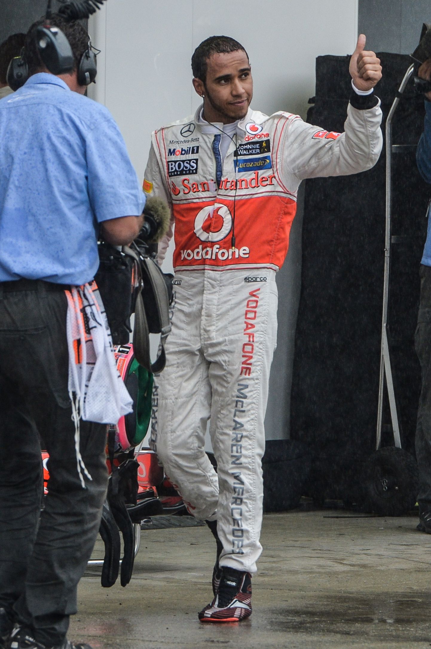 Lewis Hamilton pärast Brasiilia GP-l katkestamist.