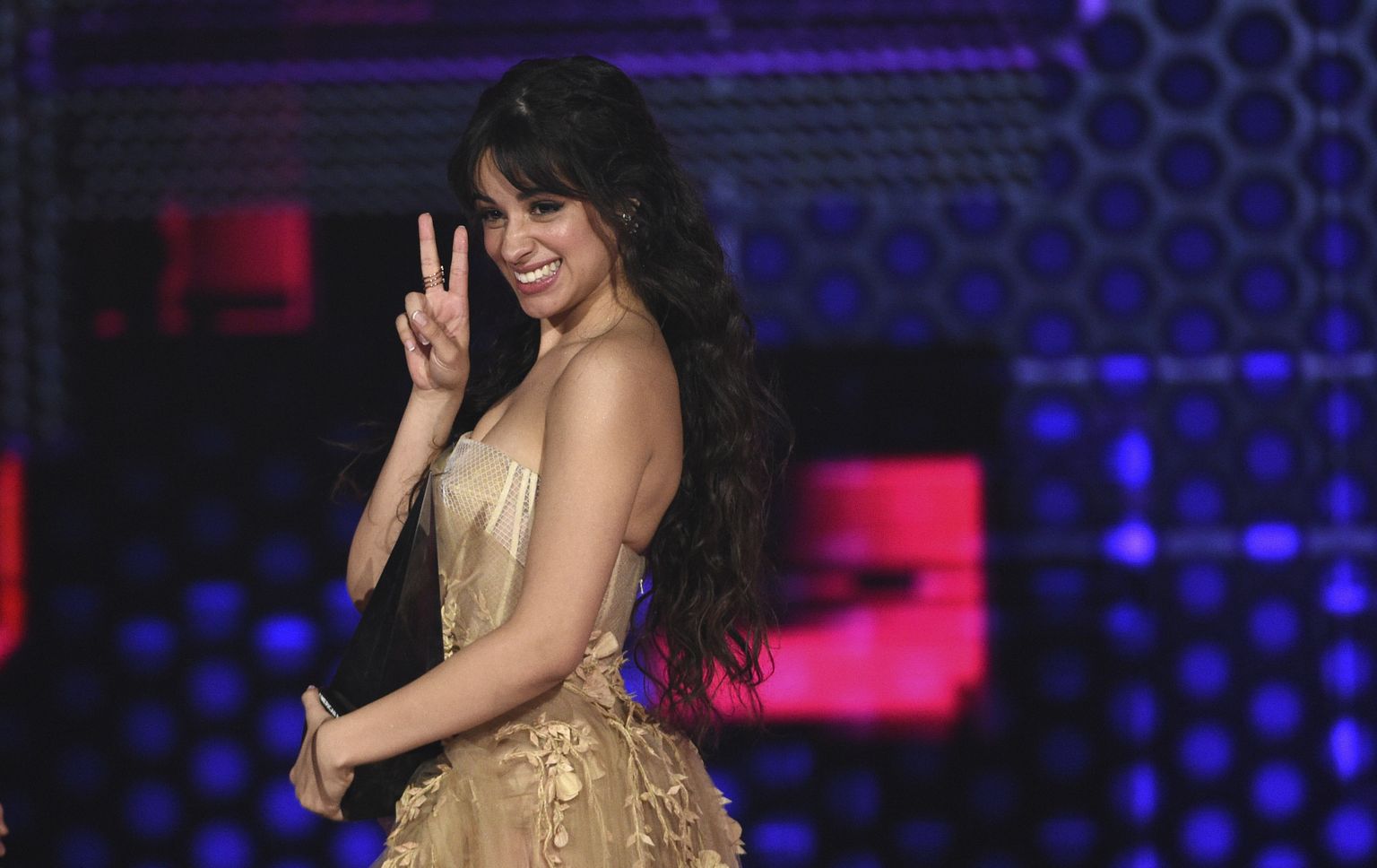 Kamila Kabeijo (Camila Cabello)
