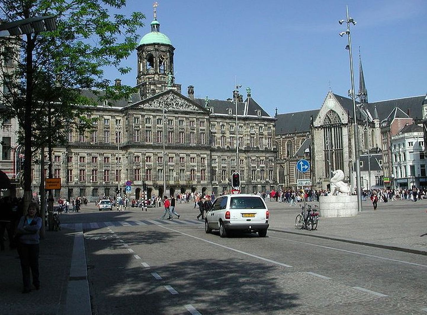 Dami väljak Amsterdamis