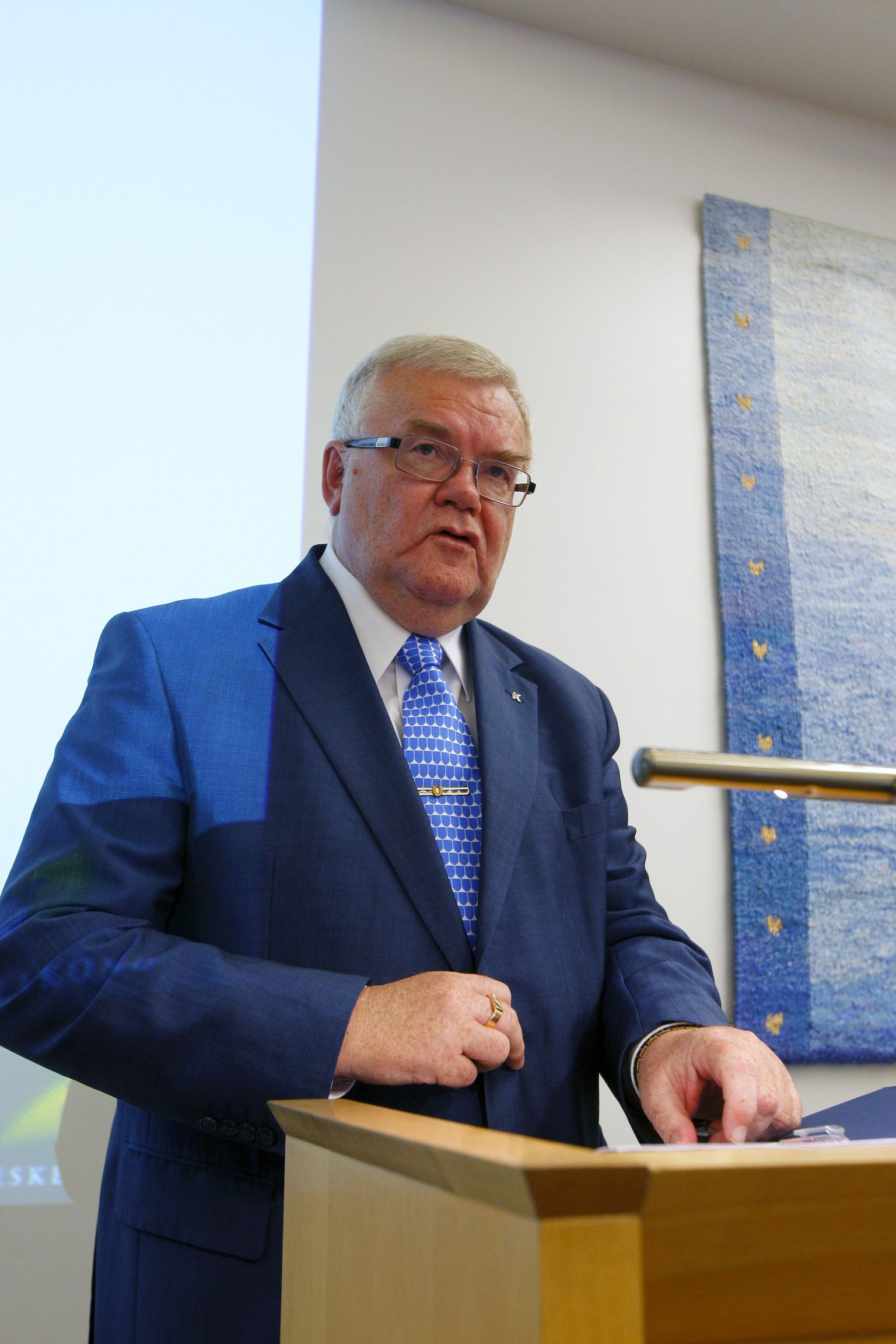 Edgar Savisaar.