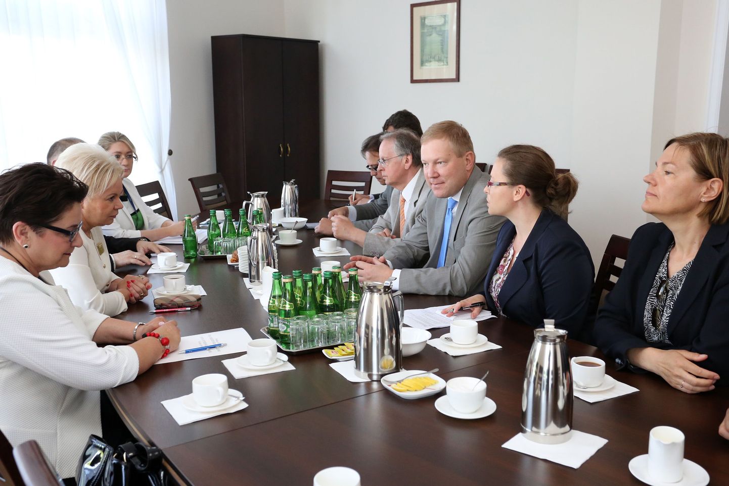 Riigikogu väliskomisjoni delegatsioon arutas Poola kolleegidega julgeolekuküsimuste üle.