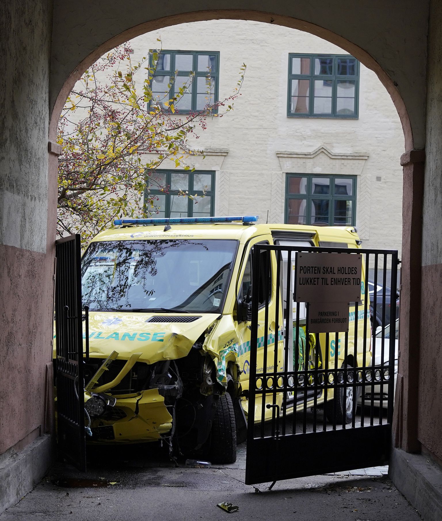 Norvēģijā bruņots vīrietis nolaupījis ātrās palīdzības auto.