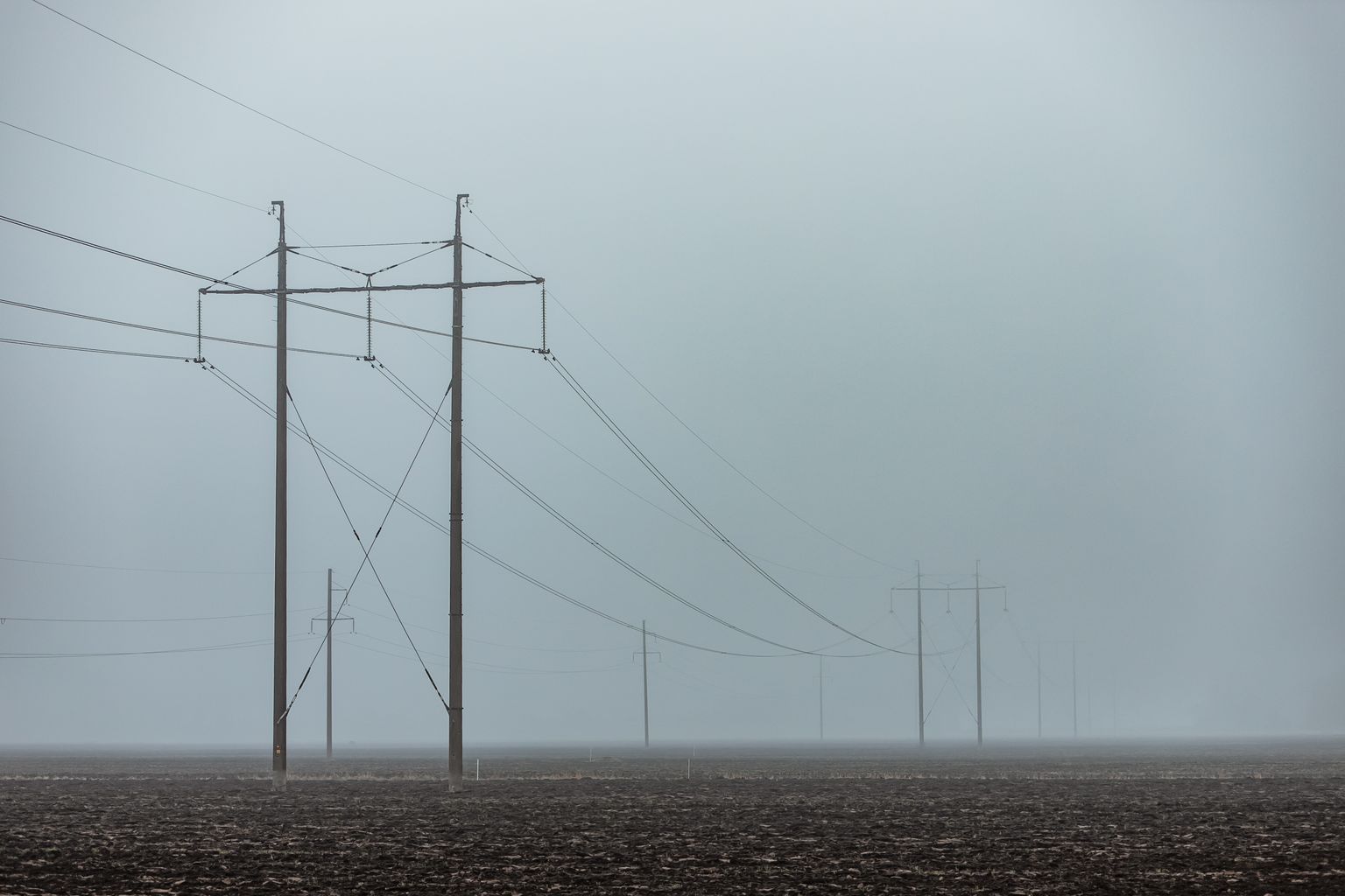 Elektriliinid Pärnumaal.