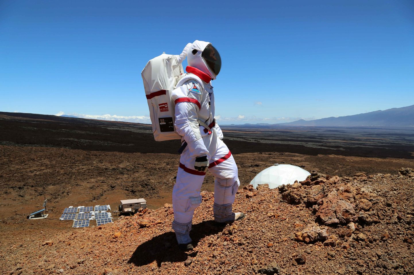 На Гавайях закончился годовой эксперимент NASA по имитации пребывания людей на поверхности Марса.