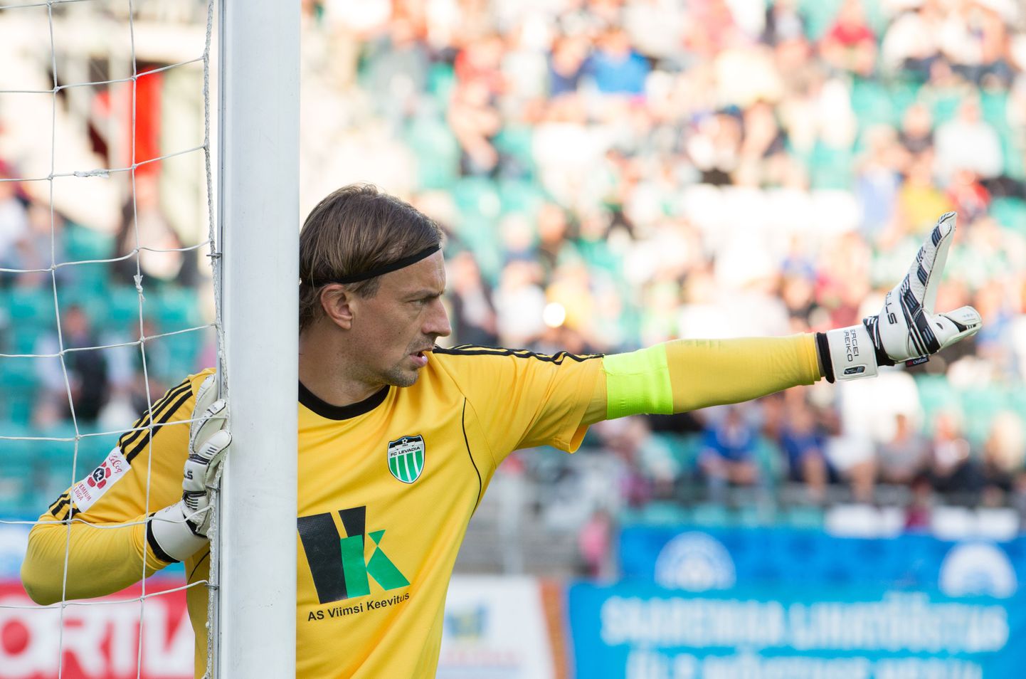 Jalgpalli Eesti meistriliigas mängisid põlised rivaalid Flora ja Levadia 1:1 viiki.
