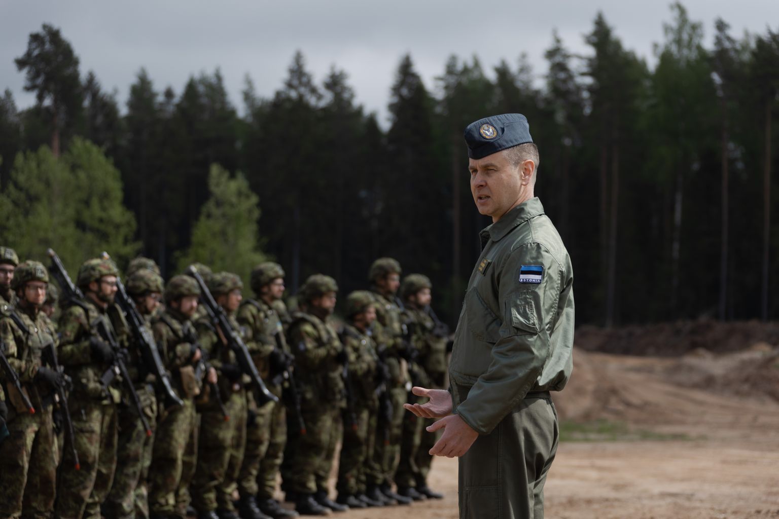 Eesti õhuväe ülem brigaadikindral Rauno Sirk