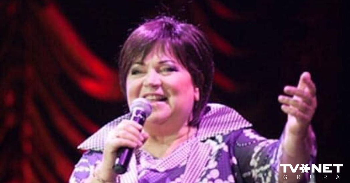 70th Birthday Celebrations of Singer and her Everyday Life