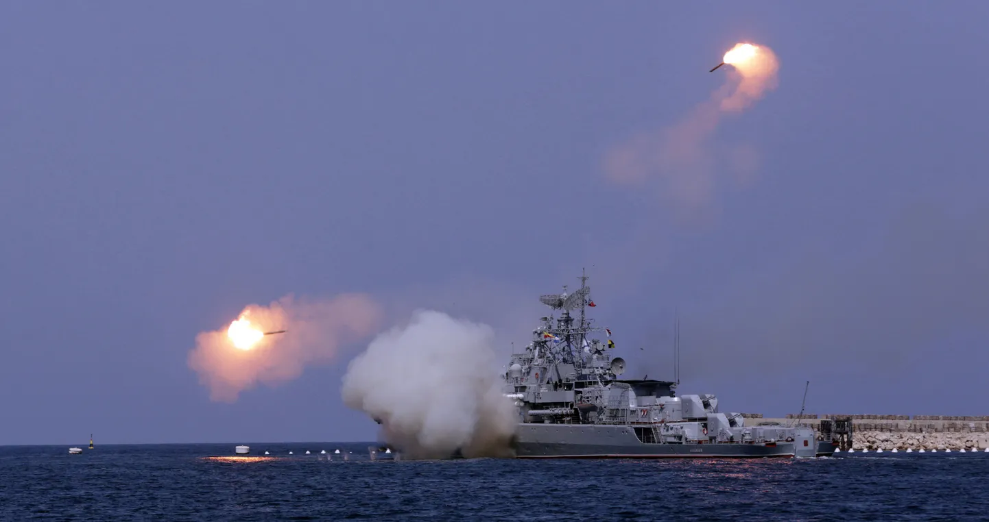 Военный парад в Севастополе, 2015 год