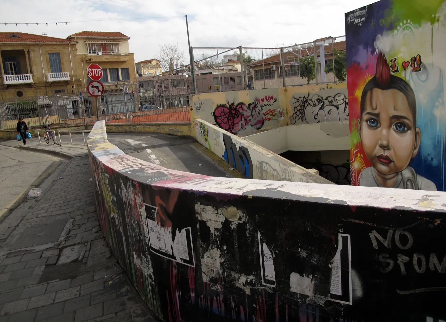 Grafiti Küprose pealinnas Nikosias