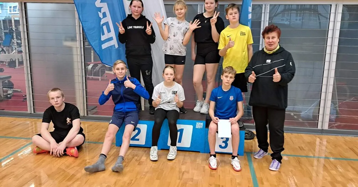 Imavere kool on küll väike, kuid erinevatel koolispordivõistlustel on nad alati õpetaja Taiga Lauri eestvedamisel kohal ning saavutavad tugevas konkurentsis suuremate koolidega kiiduväärt kohti.