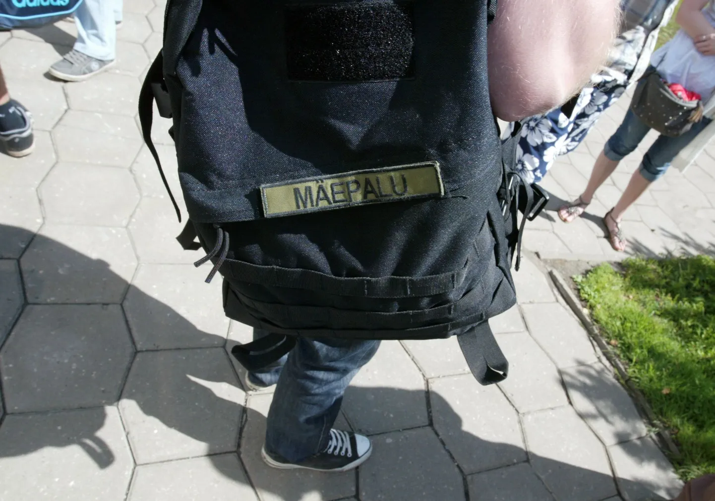 Otse kasarmust tööpingi taha minema ei pea.