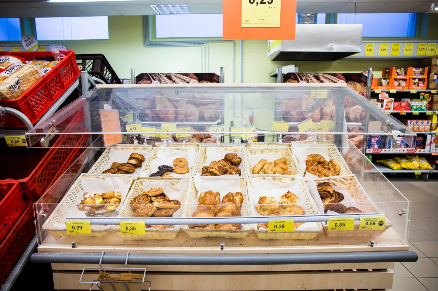 Uue konseptsiooniga Säästumarket Akadeemia teel.