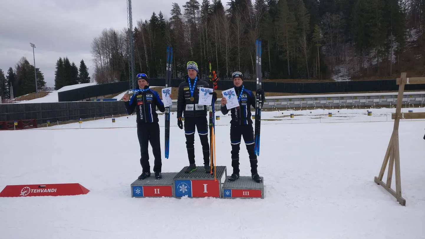 Vasakult: Kail Piho, Karl-August Tiirmaa,  Han Hendrik Piho