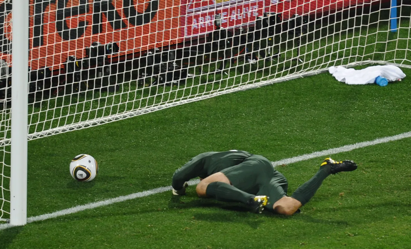 Robert Green suvisel MMil Inglismaa koondise särgis.