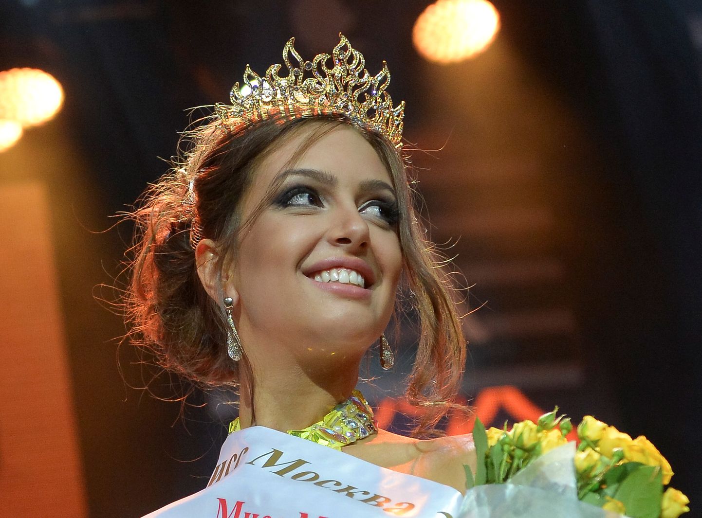 Oksana Vojevodina valiti 2015 Miss Moskvaks