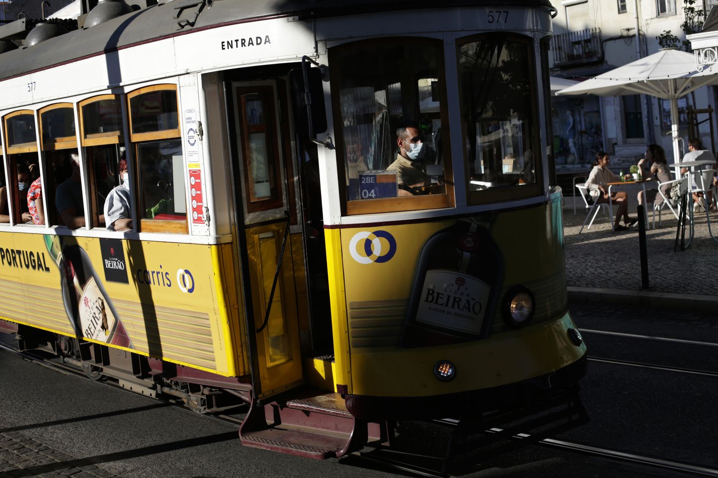 Tramvajs Lisabonā, Portugālē. Ilustratīvs attēls