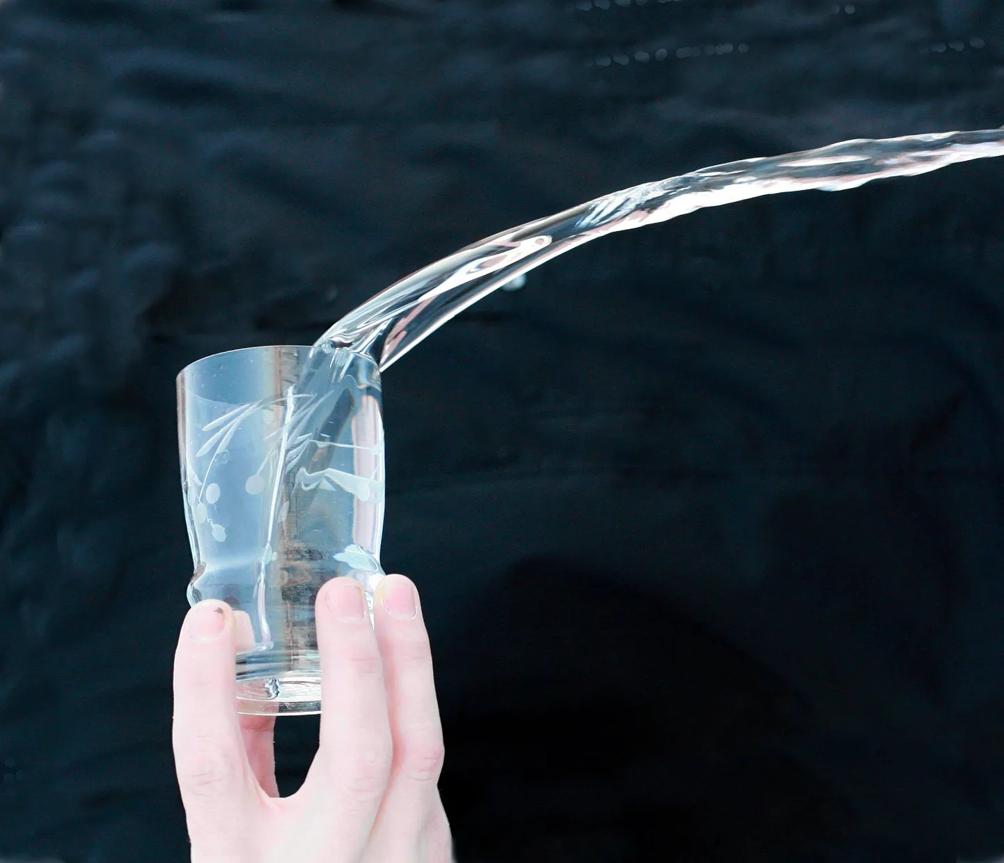 Puhas joogivesi on paljudele inimestele maailma eri paikades paraku kättesaamatu.