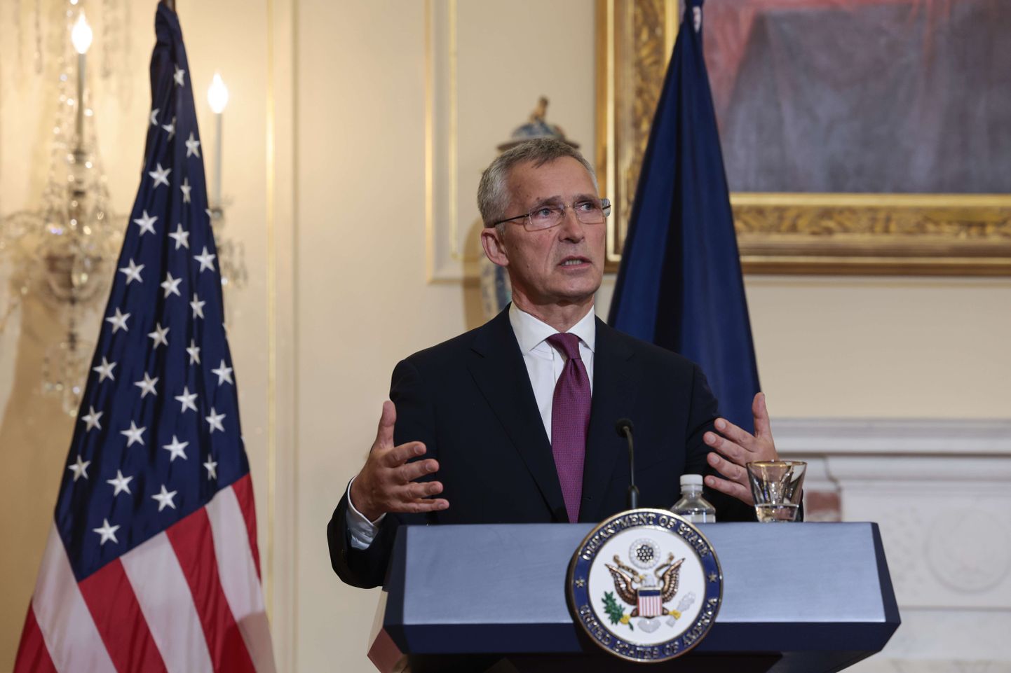 NATO peasekretär Jens Stoltenberg 1. juunil Washingtonis ühisel pressikonverentsil USA välisministri Antony Blinkeniga.
