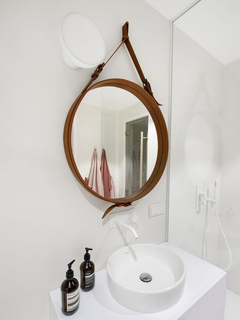 Gubi Adnet Circulaire on disainiklassika, mis sobib elavdama iga interjööri alustades vannitoast ja lõpetades magamistoaga.