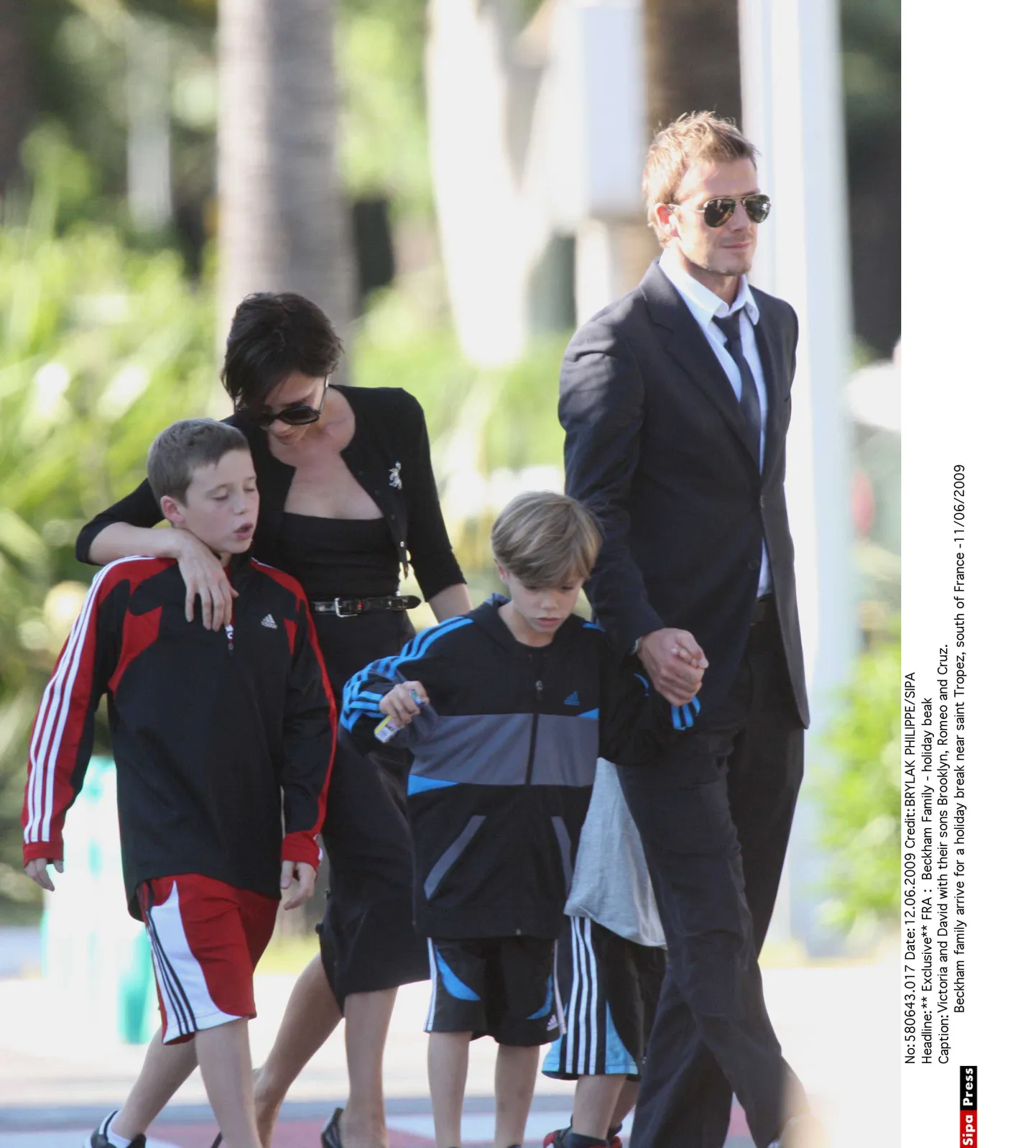 Victoria ja David Beckham lastega