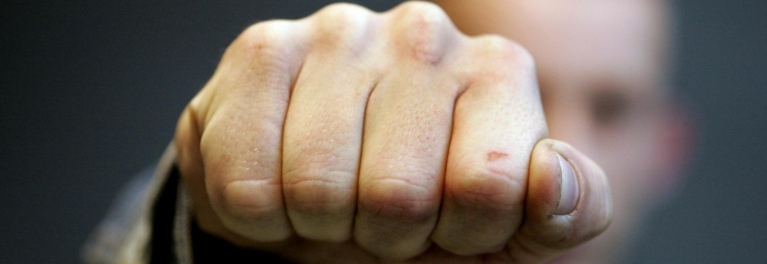 40-aastane mees lõi 36-aastast naist.