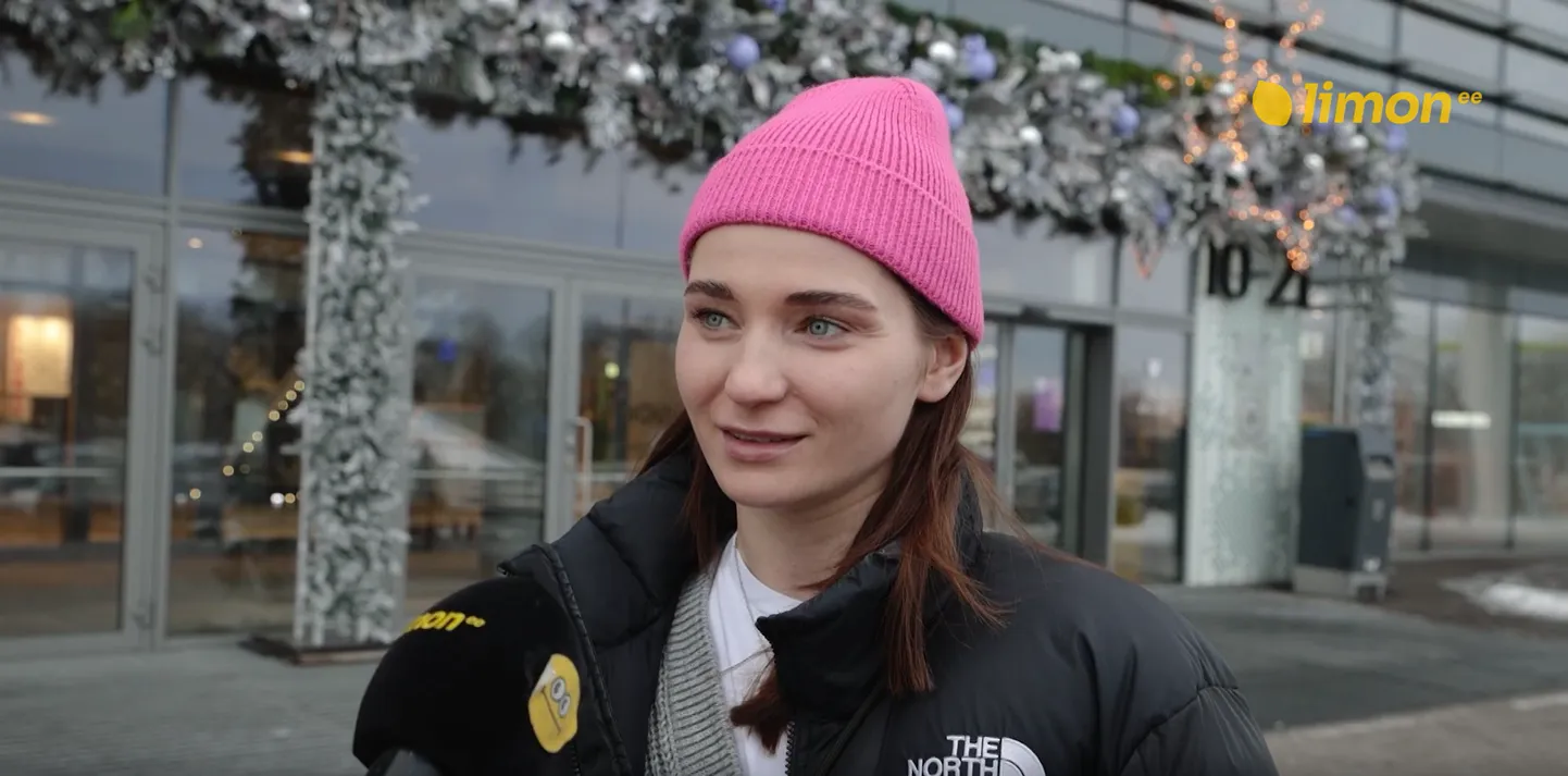 Настя.