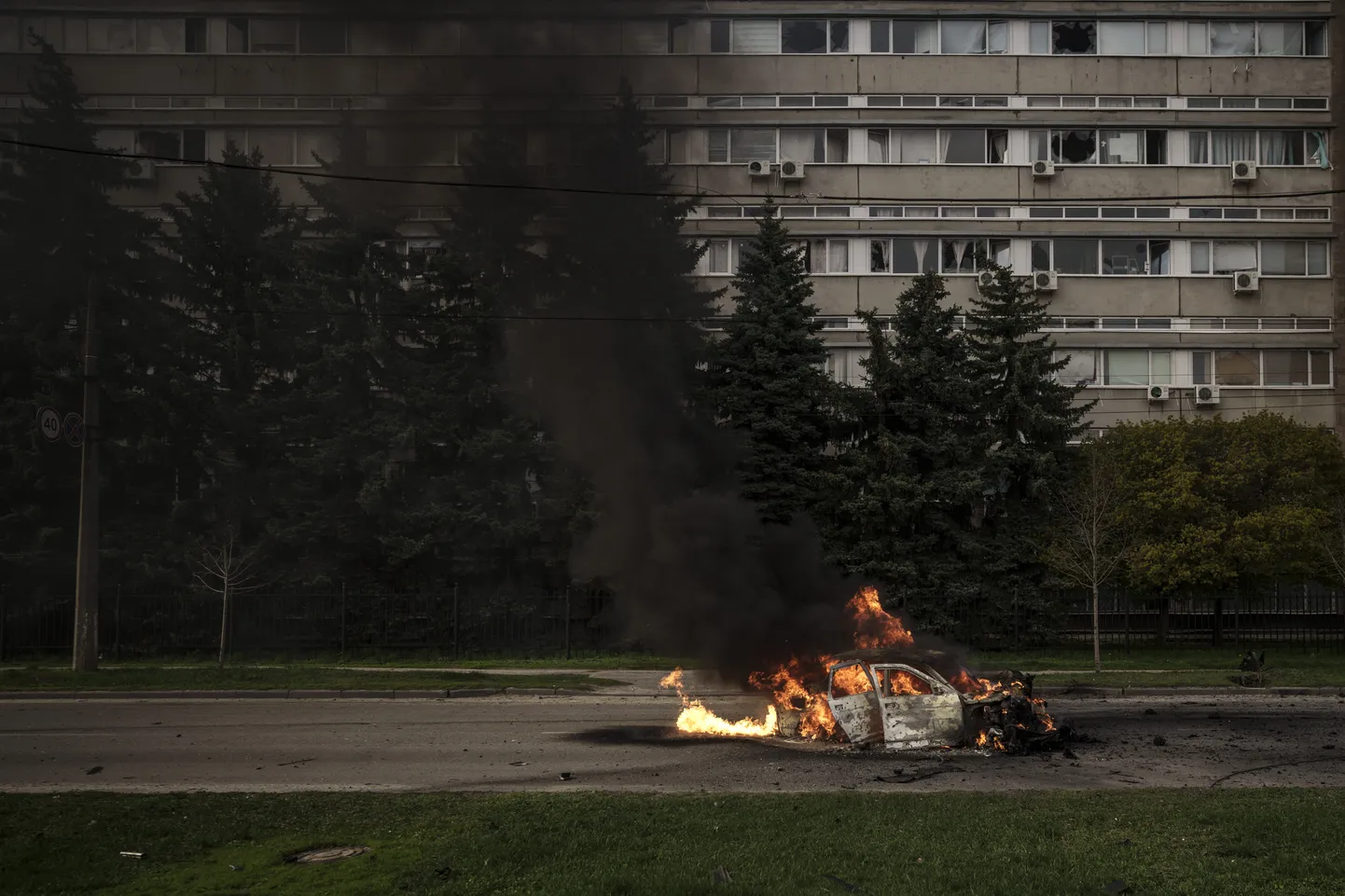 Põlev auto. Pilt on illustratiivne.