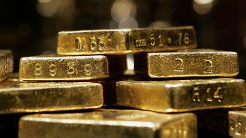 Центробанки скупают золото самыми быстрыми темпами за 55 лет