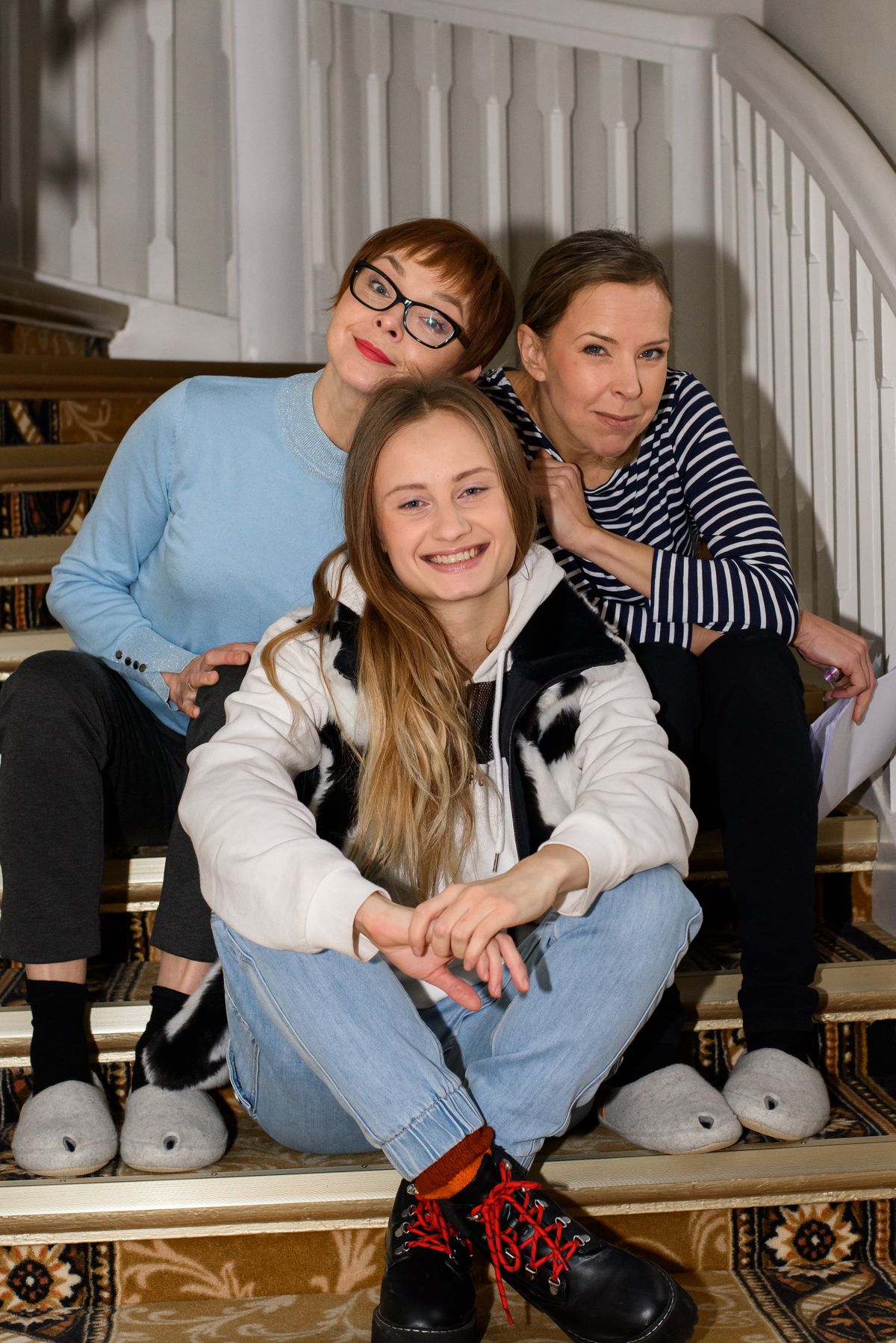 «Kättemaksukontor»: sarjaga liitub Amanda Hermiine Künnapas (keskel)