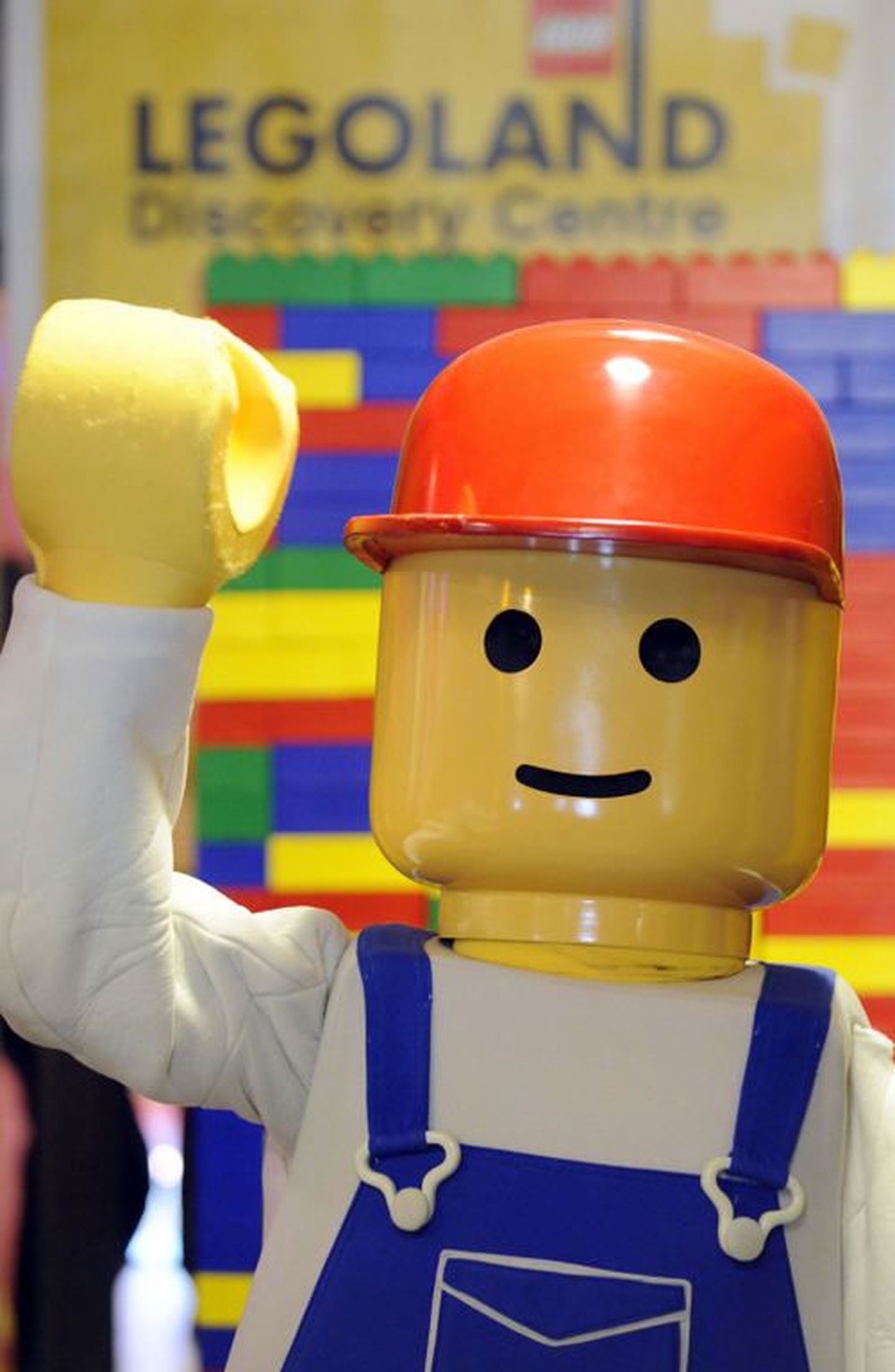 Pildil figuur Legolandist..