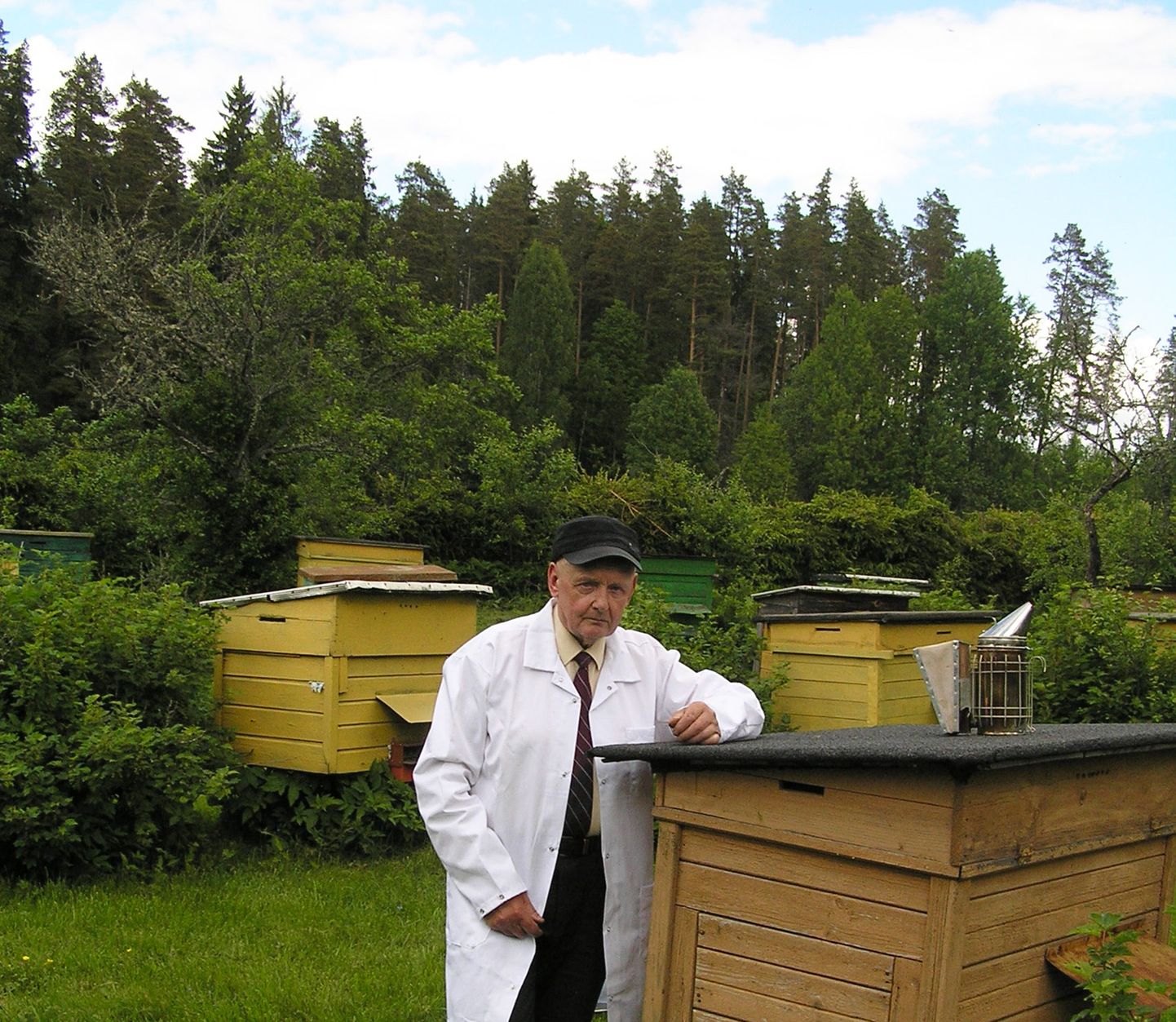 Jakob Tammela sõnul on mesiniku iga tööpäev väga töörohke ja seda seitse päeva nädalas.