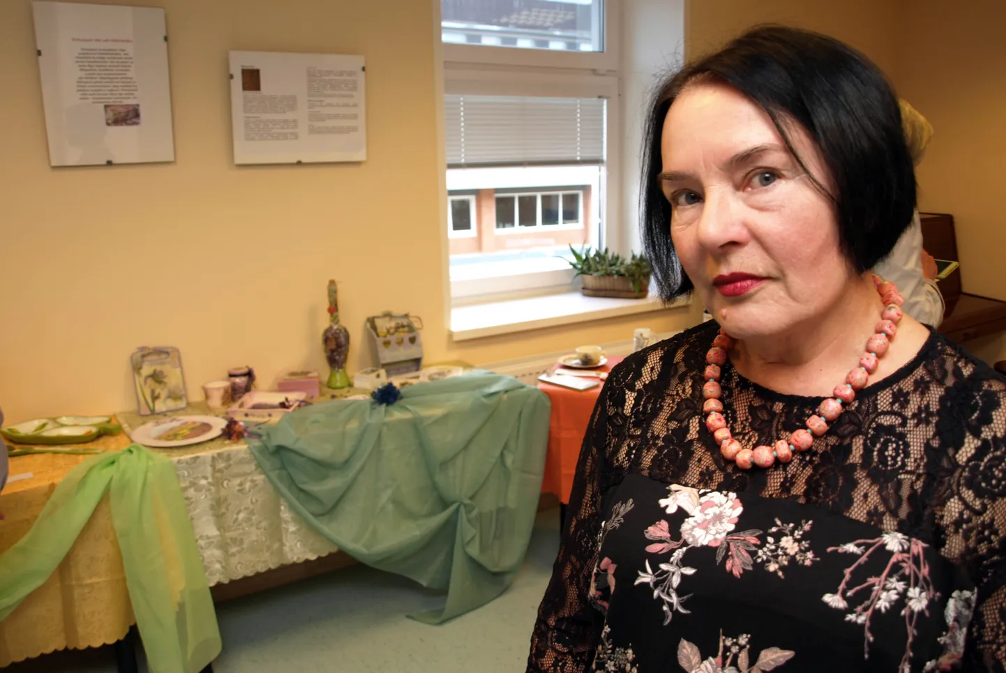 Kaks aastat tagasi üllatas Natalja Smirnova kohtlajärvelasi oma meisterlikkusega esimest korda ning arendab end nüüd valitud kunstisuunal üha edasi.