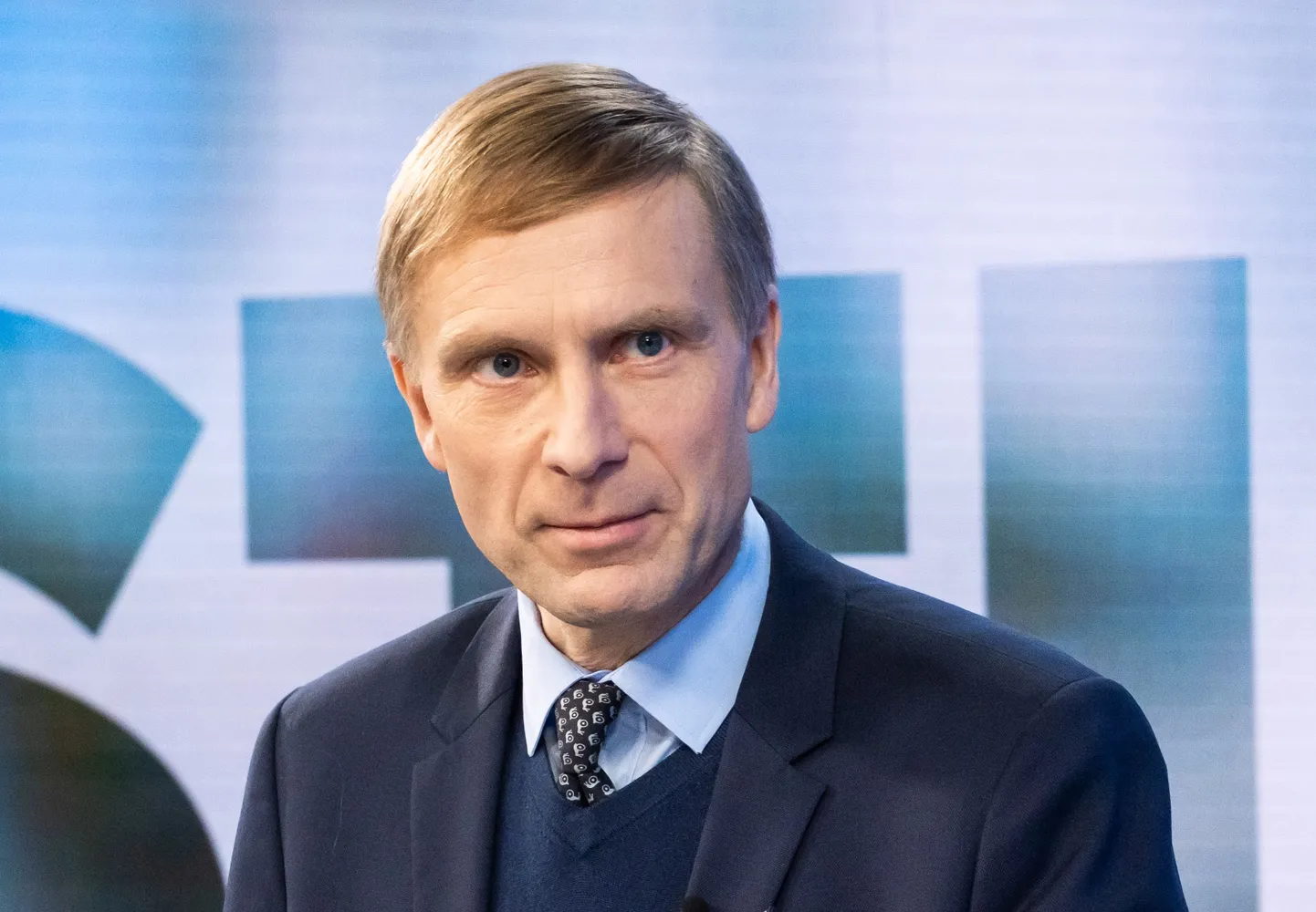 Ээрик-Нийлес Кросс, эксперт по безопасности, член Рийгикогу, Партия реформ