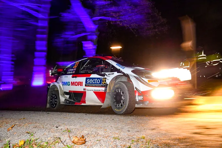 Elfins Evanss Somijas rallijā